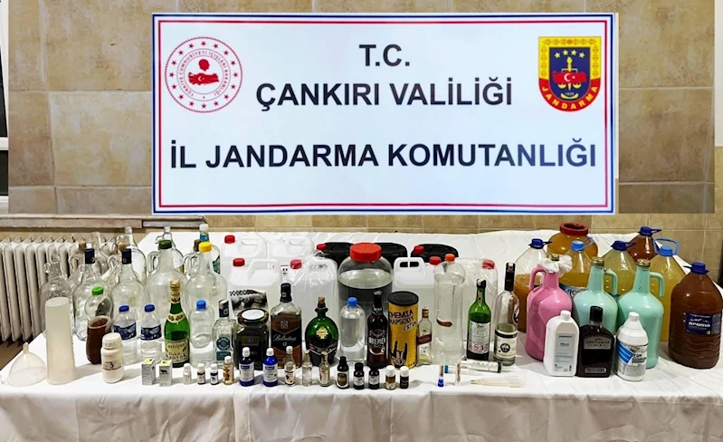 Çankırı’da yılbaşı öncesi onlarca litre kaçak alkol ele geçirildi
