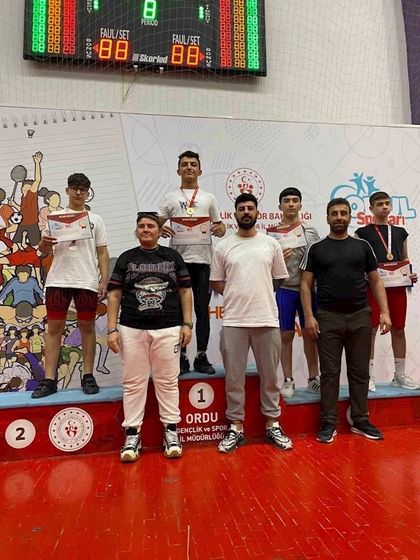 Muğlalı genç halterci Yaraş, Türkiye Şampiyonu oldu
