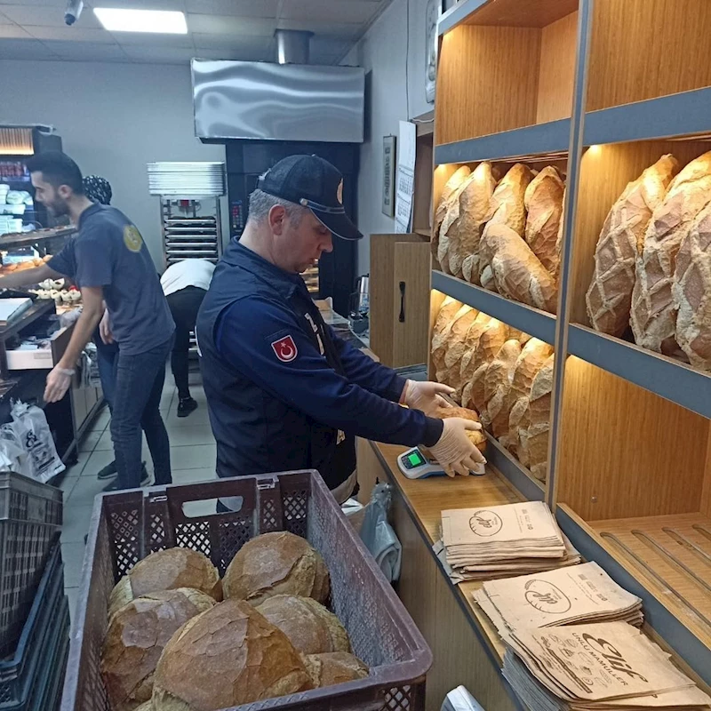 Sungurlu’da zabıta ekipleri fırınları denetledi
