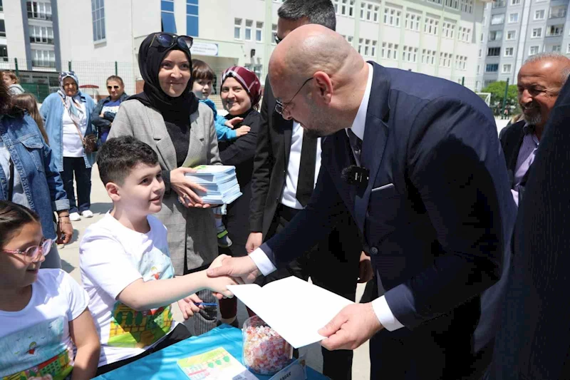 Öğrencilerden ‘Hayallerim Gerçek Olsa’ kitabı
