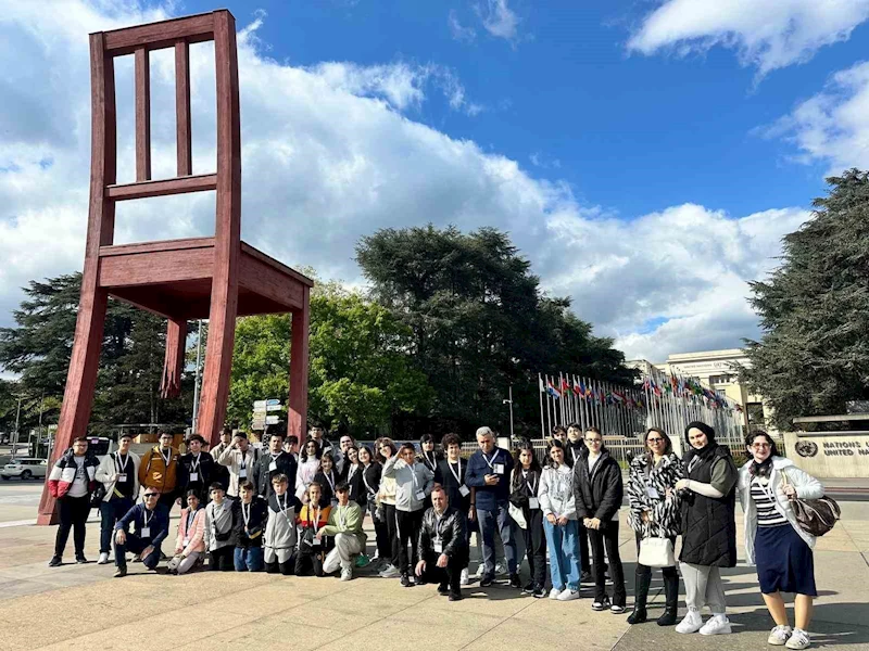 Diyarbakır Final öğrencileri eğitimde sınırları aştı
