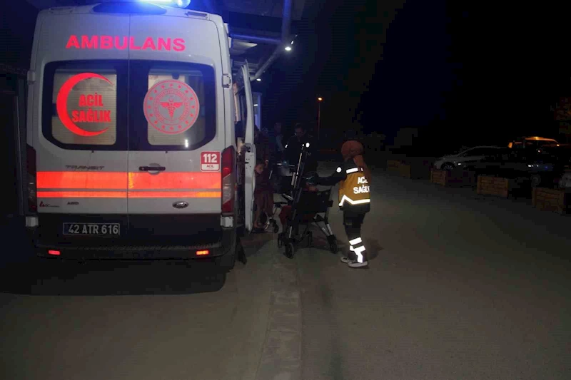 Konya’da duşa kabinin camı patladı, 2 kardeş yaralandı
