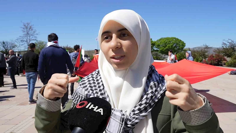 Filistinli öğrenciden Müslümanlara çağrı: 