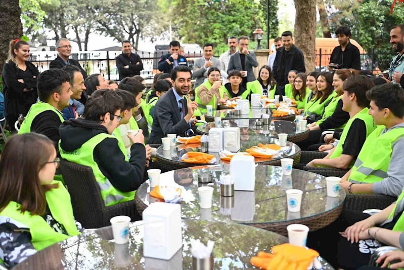 Başkan Eren Ali Bingöl, 19 Mayıs’ı gençlerle planladı
