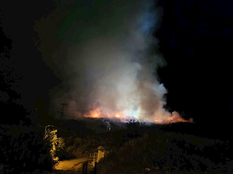 Sarıyer’de korkutan yangın: Geniş alana yayılan yangını söndürme çalışmaları sürüyor
