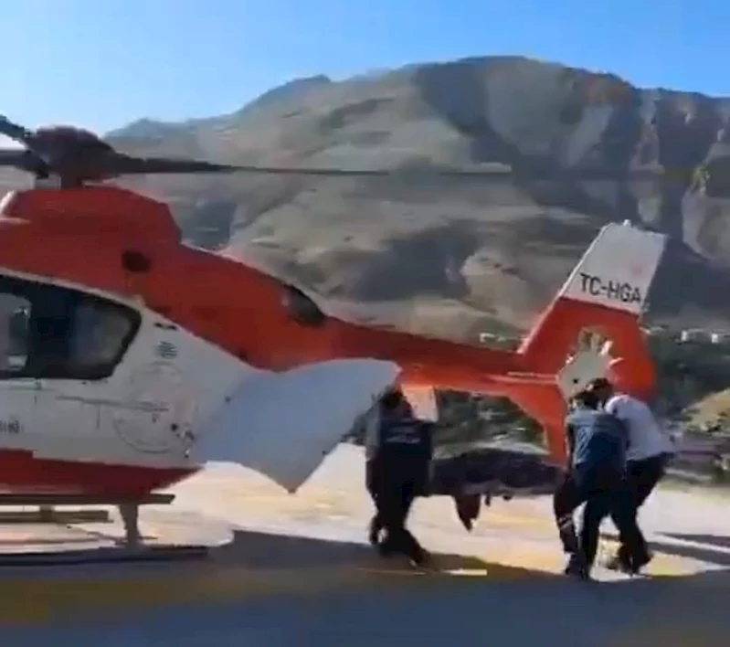 84 yaşındaki hasta için helikopter havalandı
