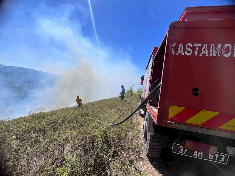 Kastamonu’daki orman yangını söndürüldü
