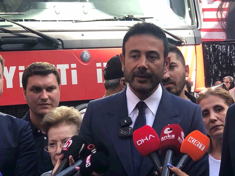 Başkan Akpolat Beşiktaş Çarşı’da incelemelerde bulundu
