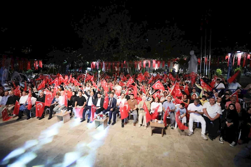 Kağıthane’de 15 Temmuz Demokrasi ve Milli Birlik Günü nöbeti tutuldu
