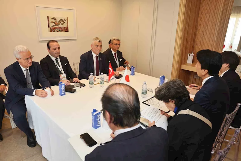 Ticaret Bakanı Bolat, Japon mevkidaşı Saito ile görüştü

