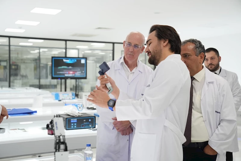 Dünyaca ünlü cerrah Dr. Michael L. Marin’den Robotik Cerrahi Eğitim Merkezine ziyaret
