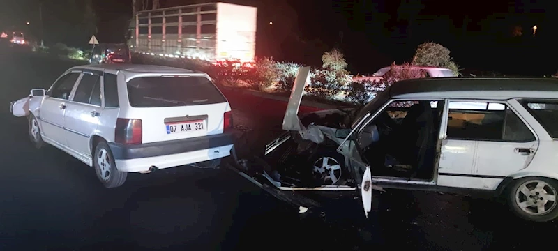 Manavgat’ta trafik kazası: 2 yaralı
