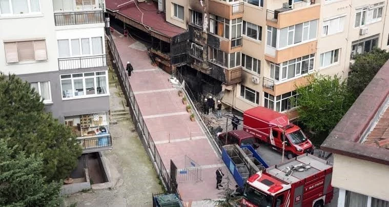 29 kişi hayatını kaybetmişti: Beşiktaş’taki gece kulübü yangınına ilişkin 9 sanığın yargılanmasına başlandı
