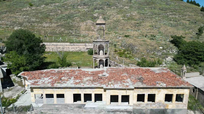 Tarihi Çan Kulesi ve Damat İbrahim Paşa İlkokulu binası restore edilecek
