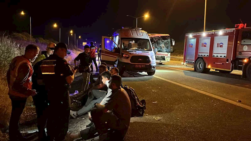 TEM’in Bolu geçişinde 2 yolcu otobüsü çarpıştı: 15 yaralı
