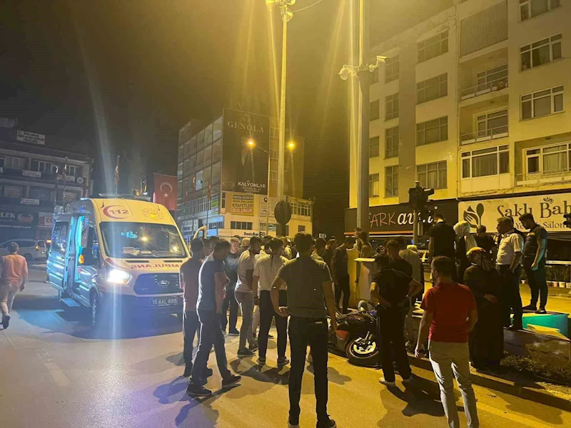 Burdur’da mazgaldan kaçmak isteyen motosikletli arkasında gelen motosikletle çarpıştı: 2 yaralı
