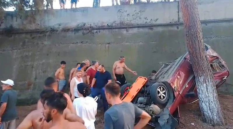 Samsun’da otomobil kamp alanına uçtu: 1 yaralı

