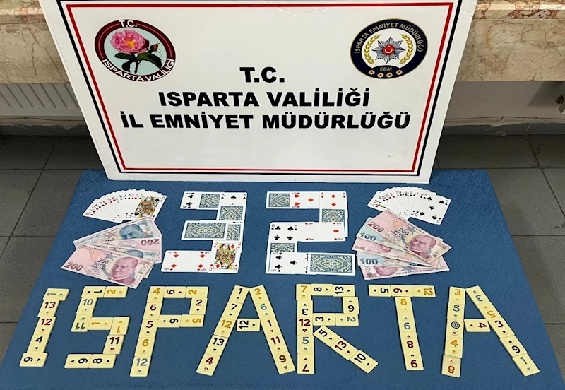 Isparta’da dernekte kumar oynayan 3 kişiye para cezası
