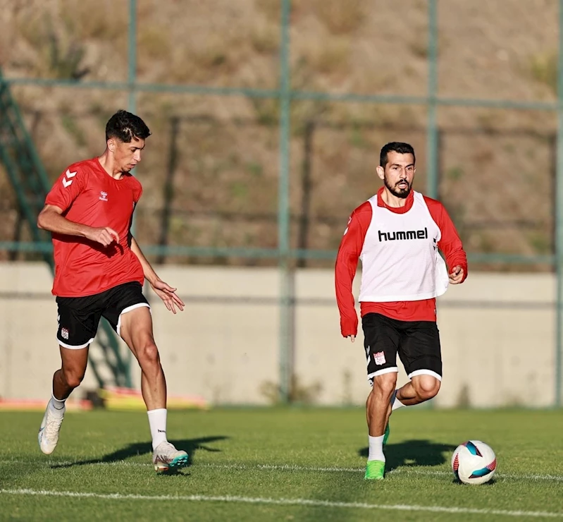 Sivasspor, yeni sezon hazırlıklarını sürdürdü
