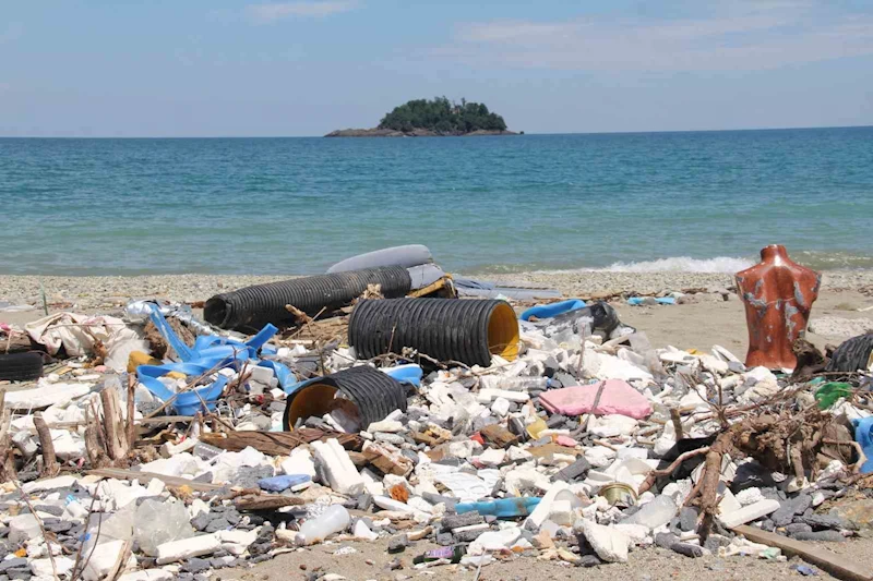 Ada manzaralı çöplük için çözüm aranıyor
