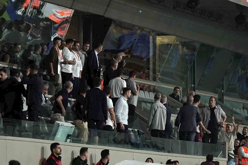 Cumhurbaşkanı Recep Tayyip Erdoğan, Başakşehir - La Fiorita maçını izledi
