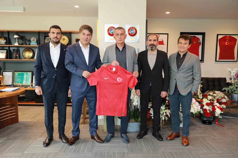 Fenerbahçe’den TFF Başkanı Hacıosmanoğlu’na ziyaret
