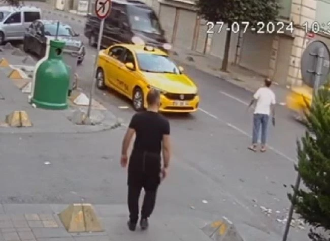 Beyoğlu’nda etrafa rastgele ateş açan şahıs tutuklandı
