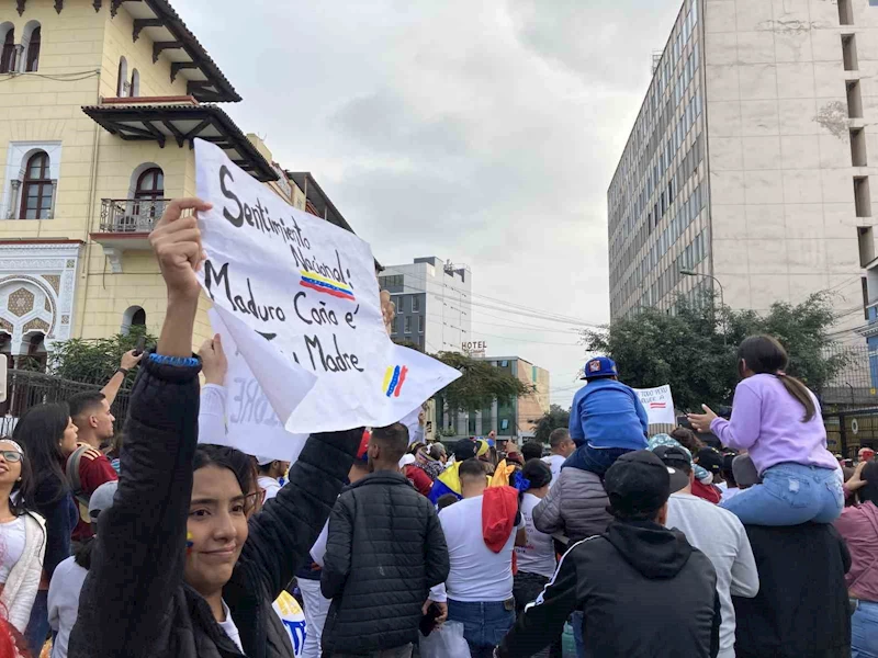 Güney Amerika’daki Venezuelalılardan Maduro protestosu
