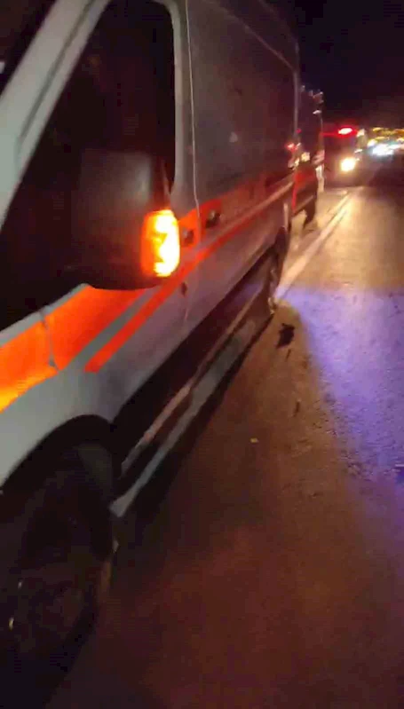 Tatvan’da zincirleme kaza: Ambulans kazaya karıştı
