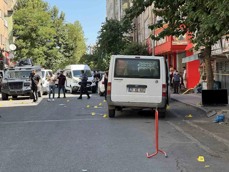 Diyarbakır’da akraba iki aile arasında kavga: 1 ölü, 6 yaralı
