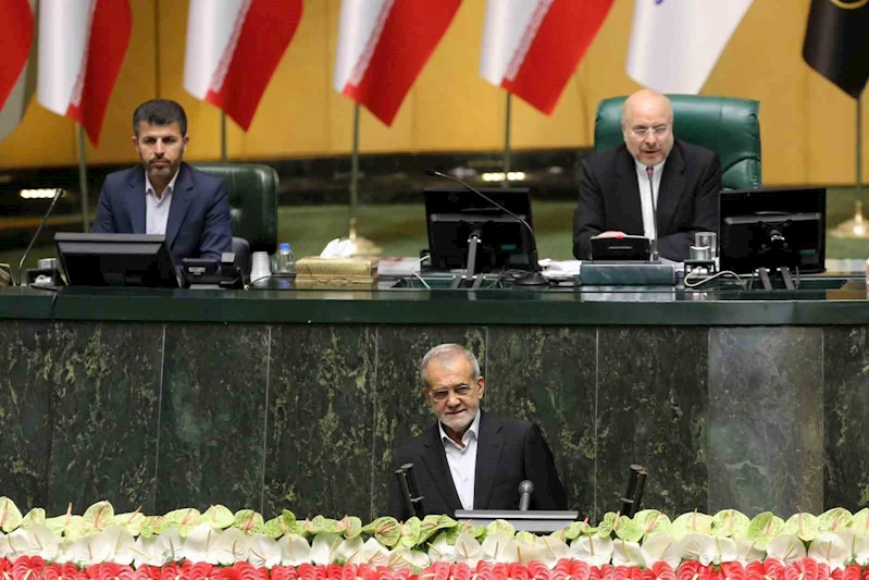 Dışişleri Bakanı Fidan, İran Cumhurbaşkanı Pezeşkiyan’ın yemin törenine katıldı

