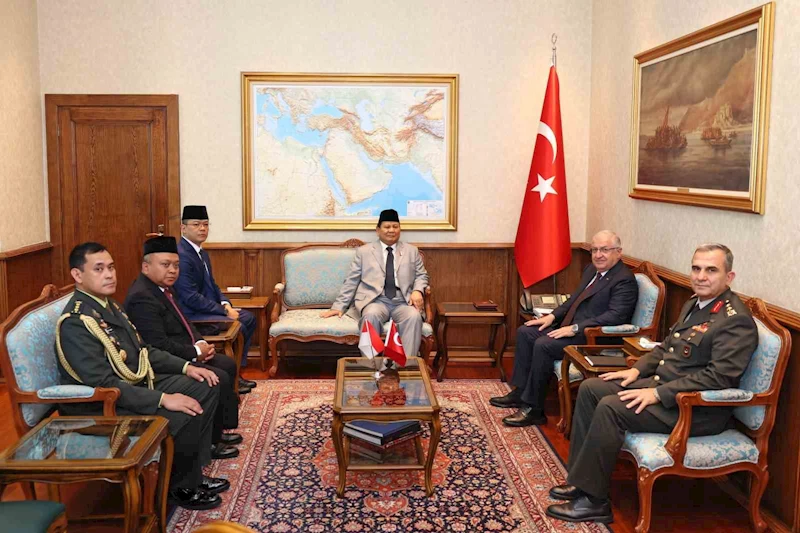 Bakan Güler, Endonezya Cumhurbaşkanı Subianto’yu kabul etti
