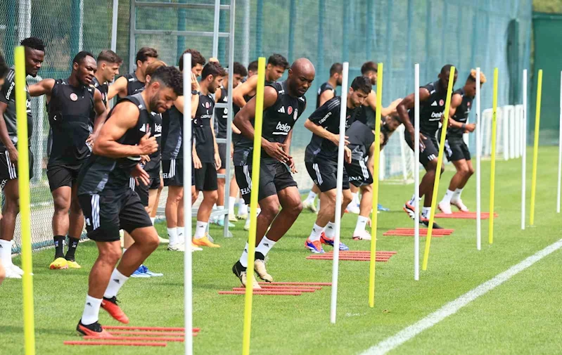 Beşiktaş, yeni sezon hazırlıkların sürdürüyor
