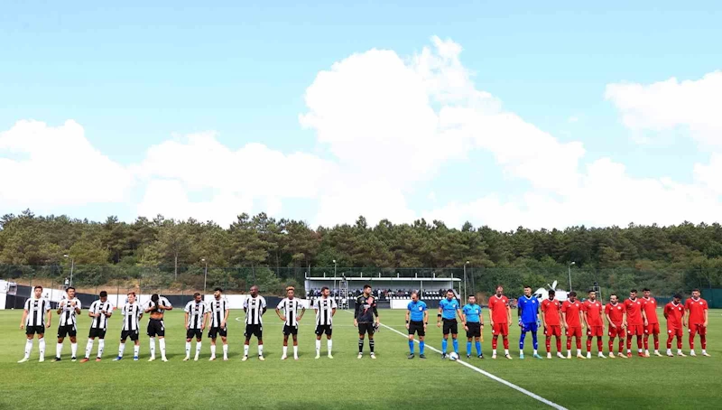 Beşiktaş, hazırlık maçında Ümraniyespor ile berabere kaldı
