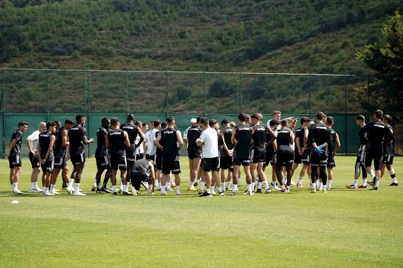 Beşiktaş, yeni sezon hazırlıklarını sürdürdü
