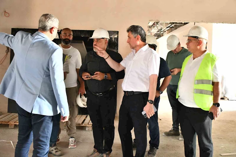 İl Sağlık Müdürü Şahin’den Travmatik Acil Durum Hastanesi inşaatında İnceleme
