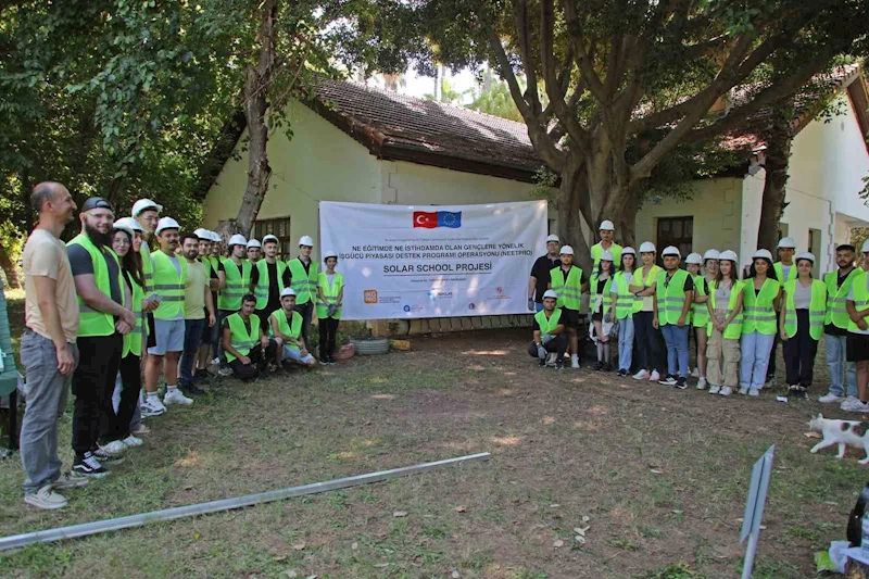 Antalya’da Güneş Okulu Projesi için uygulamalı eğitim başladı
