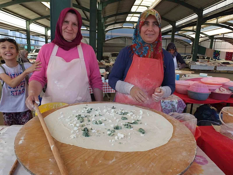 Balıkesir’de Hanımeli Pazarı, kadınları iş sahibi yaptı
