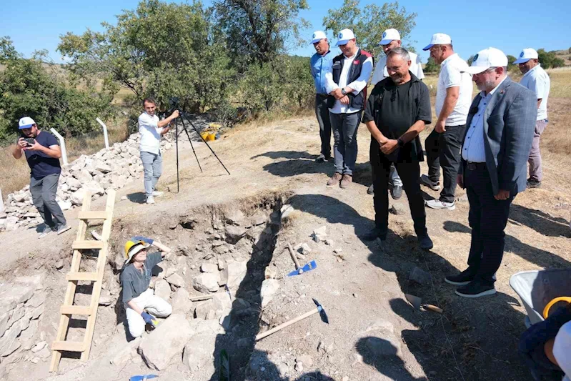 Kalehisarda gün yüzüne çıkarılan Selçuklu tarihine Çorum Belediyesi’nden destek
