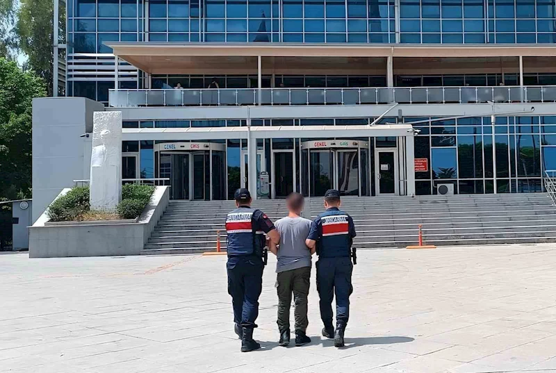 Mersin’de FETÖ’den 6 yıl 3 ay hapis cezası alan şahıs yakalandı
