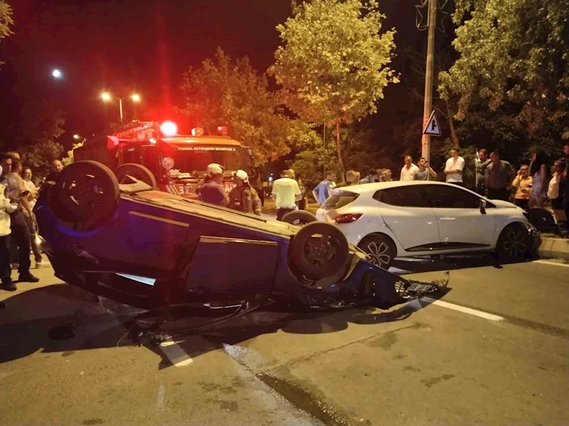 Tuzla’da kontrolden çıkan araç karşıdan gelen otomobile çarpıp takla attı: 1’i ağır 3 yaralı
