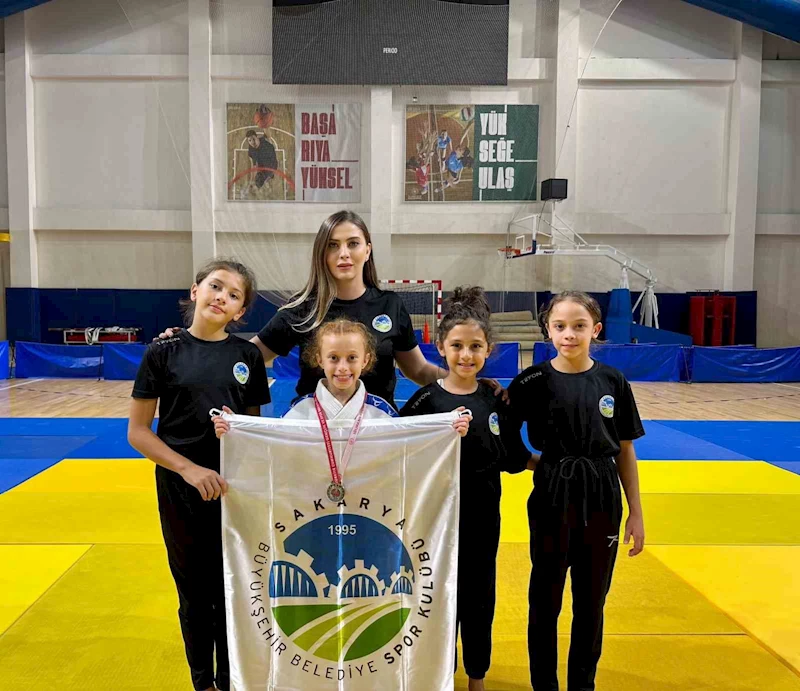 Sakarya Büyükşehir sporcusu Marmara şampiyonu oldu

