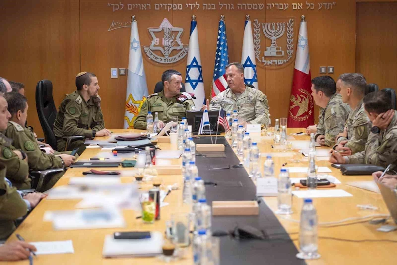 İsrail Genelkurmay Başkanı Halevi ile CENTCOM Komutanı Orgeneral Kurilla bir araya geldi
