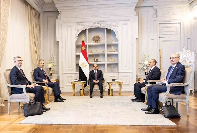 Bakan Fidan, Mısır Cumhurbaşkanı es-Sisi tarafından kabul edildi
