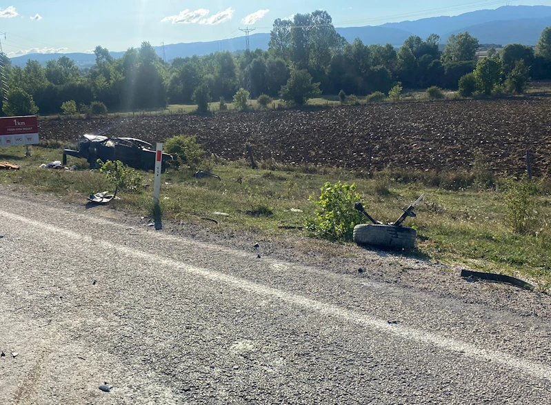 Kastamonu’da iki otomobil çarpıştı: 1 ölü, 2 yaralı
