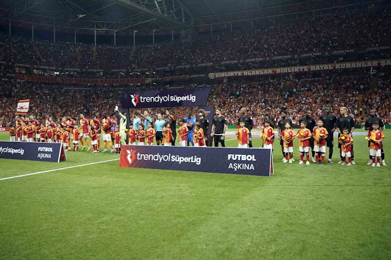 Trendyol Süper Lig: Galatasaray: 0 - Hatayspor: 0 (Maç devam ediyor)
