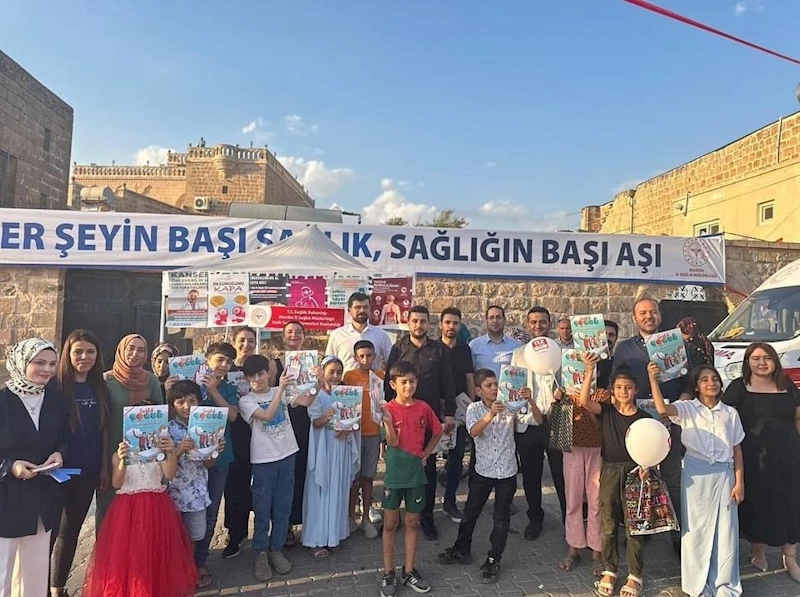 Midyat’ta festivalde sağlık standında vatandaşlar bilgilendirildi yoğun ilgi
