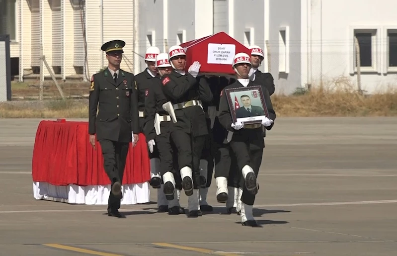 Şehit Onur Çapan’ın naaşı Gaziantep’ten Isparta’ya uğurlandı
