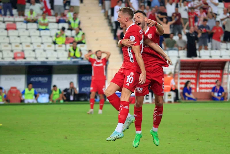 Trendyol Süper Lig: Antalyaspor: 2 - Adana Demirspor: 1 (Maç sonucu)
