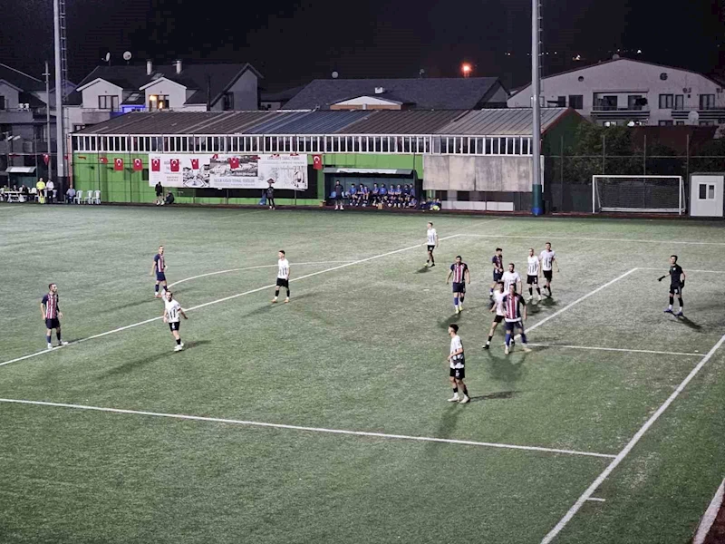 Gölcük’te Başkanlık Kupası Futbol Turnuvası heyecanı
